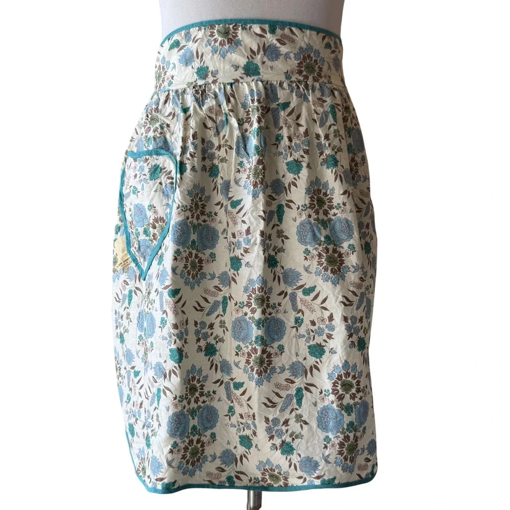 Vintage Lenore Fabrics Floral Half Apron Blue Cream Cottagecore Heart Pocket NOS